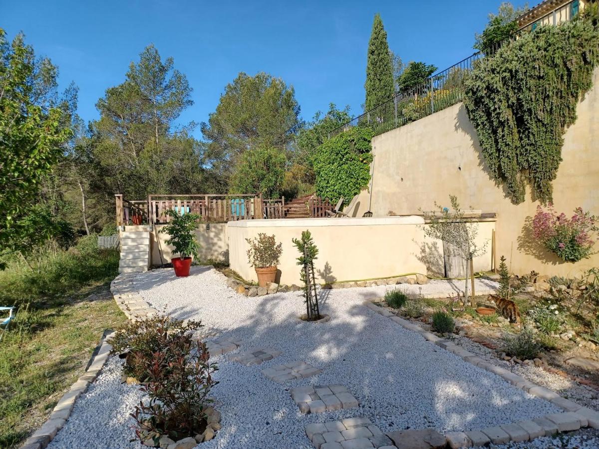 Une Chambre En Provence Correns Zewnętrze zdjęcie